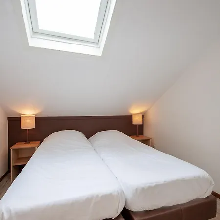 Villa Comfortable With Four Bathrooms, In Surroundings Arcen