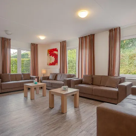 Comfortable With Four Bathrooms, In Surroundings Villa