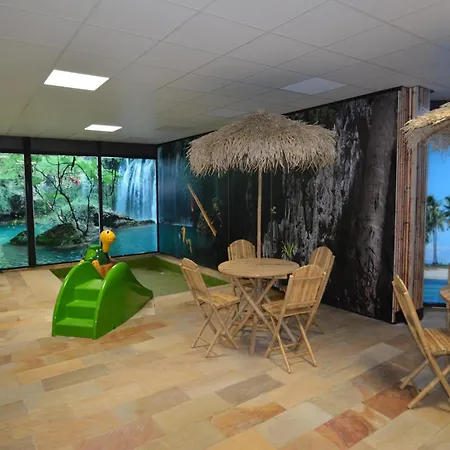 Comfortable With Four Bathrooms, In Surroundings *